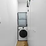 Design Luxus, Vollausstattung, Neubau, 30min Hbf Leipzig 8, Naehe Flughafen, Bmw, Dhl, Amazon דירה שקאודיטז