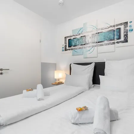 Appartamento Design Luxus, Vollausstattung, Neubau, 30min Hbf Leipzig 8, Naehe Flughafen, Bmw, Dhl, Amazon Schkeuditz